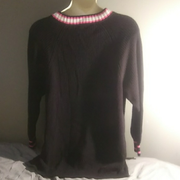 Express Oversized Sweater - Picture 2 of 3